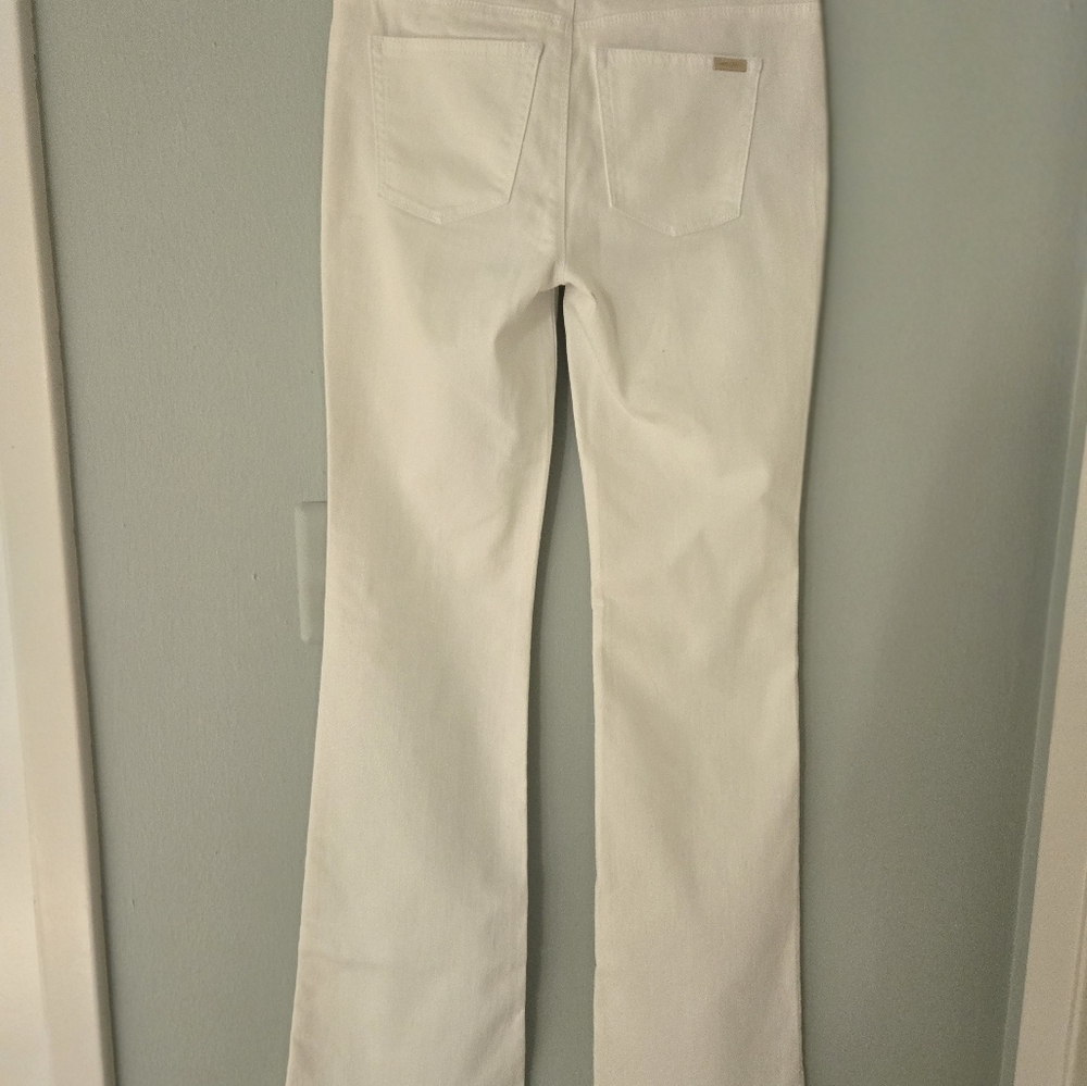 White house Black market flared jeans. White color. Size OOR. - Picture 2 of 3